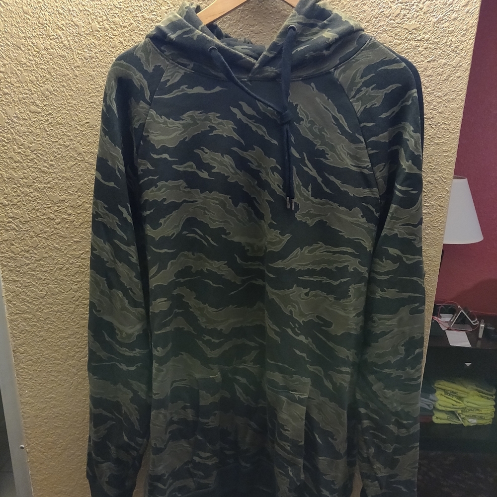 🍁🍂Camo Hoodie🍂🍁